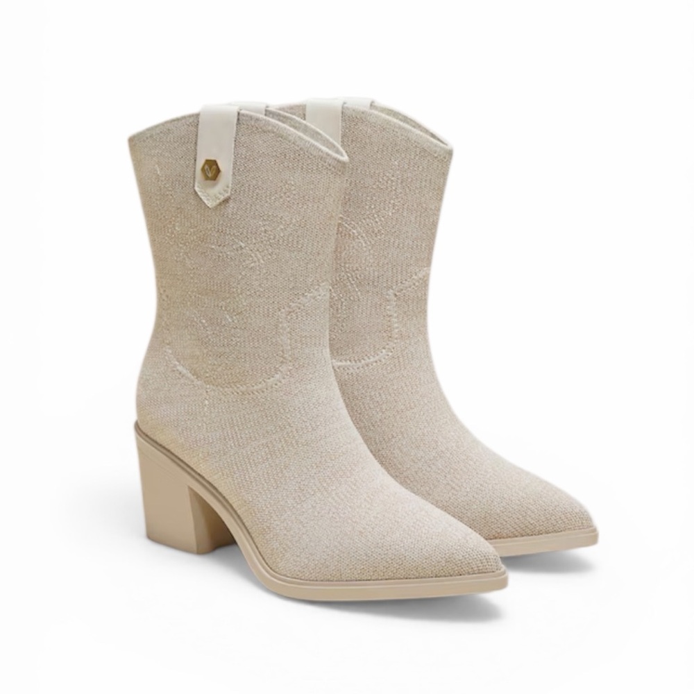 Vivaia Wesley Western Ankle Boots